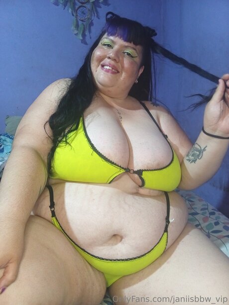 Janiisbbw Vip exclusive actress photos