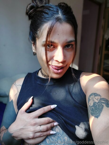 Goddessshophie beautiful model gallery
