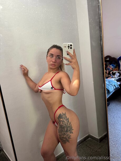 Alissonfox xxx pornstar pictures