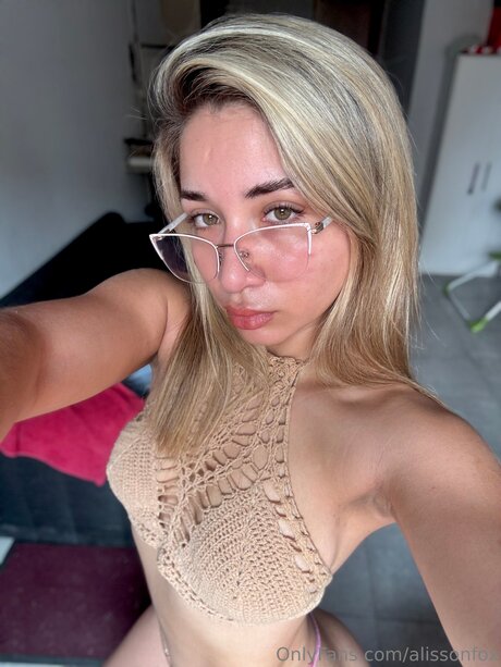 Alissonfox pornographic actress photo