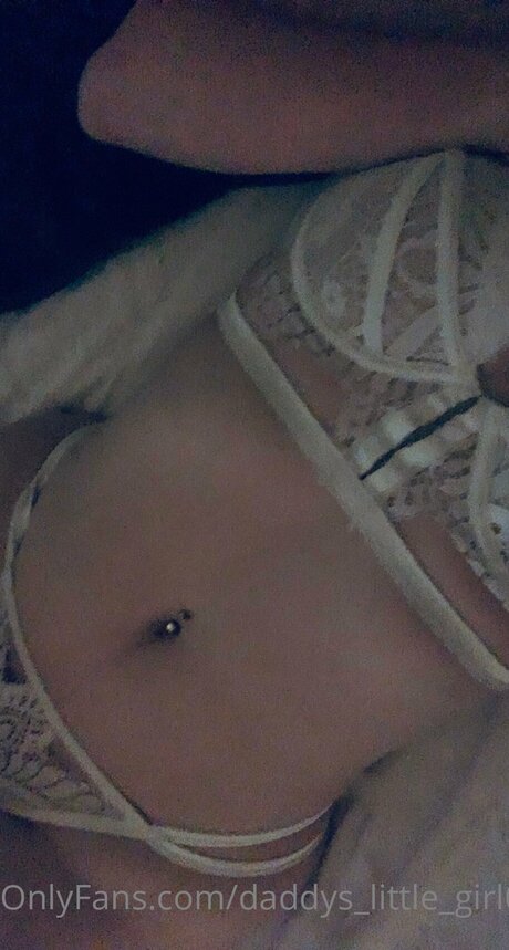 Daddys Little Girl0 naked pornstar img