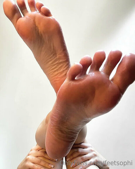 Feetsophi pornstar exclusive images