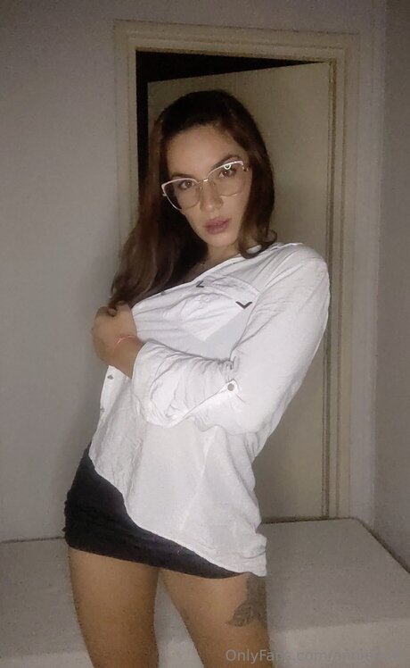 Annieho0t hot star pictures