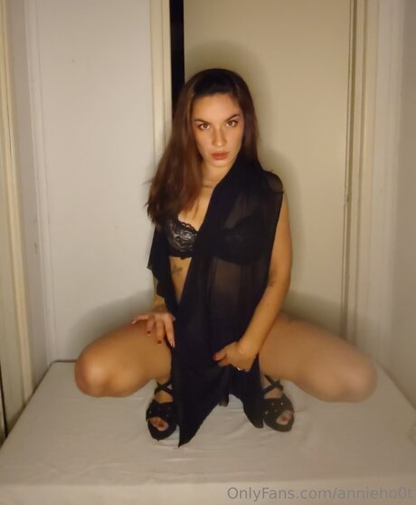 Annieho0t star high quality pic