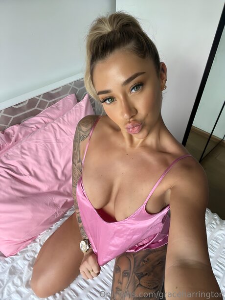 Graceharrington star beautiful pics