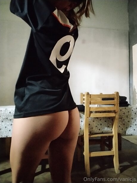 Vanicjs model best photo