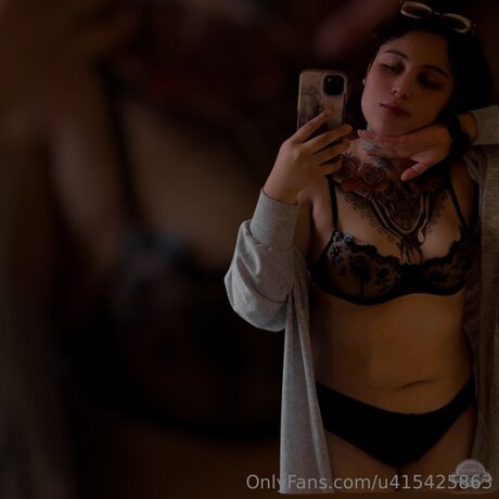 U415425863 pornstar hot picture