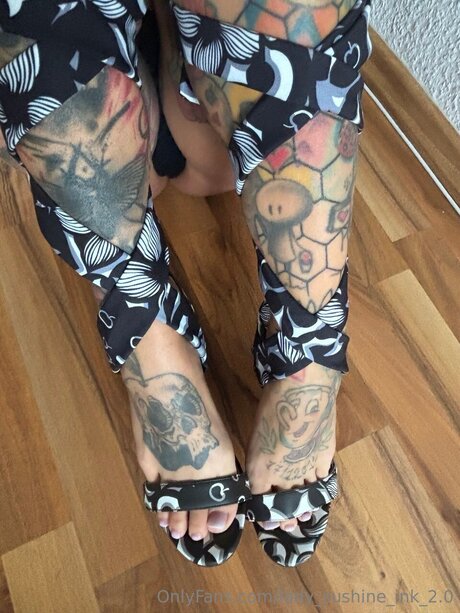 Lady Sunshine Ink star hot images