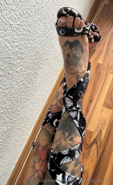 Lady Sunshine Ink star nude archive