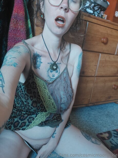 Cosmicmoonpixie high quality model gallery