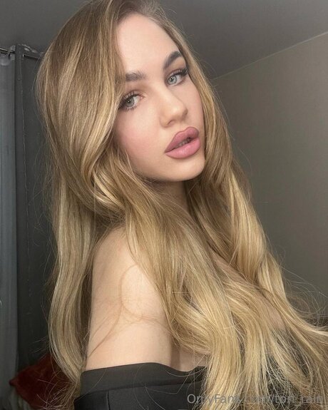 Tori Rain pornstar erotic image