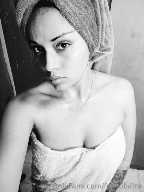 Fenixibarra model naked pics
