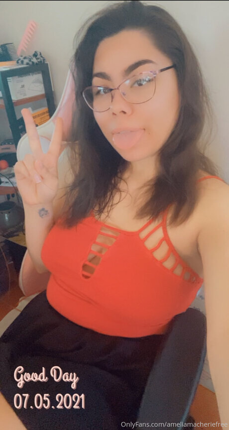 Ameliamacheriefree model nudes picture