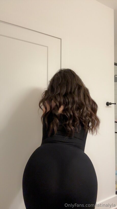 Latinalyla pornstar nudes pic