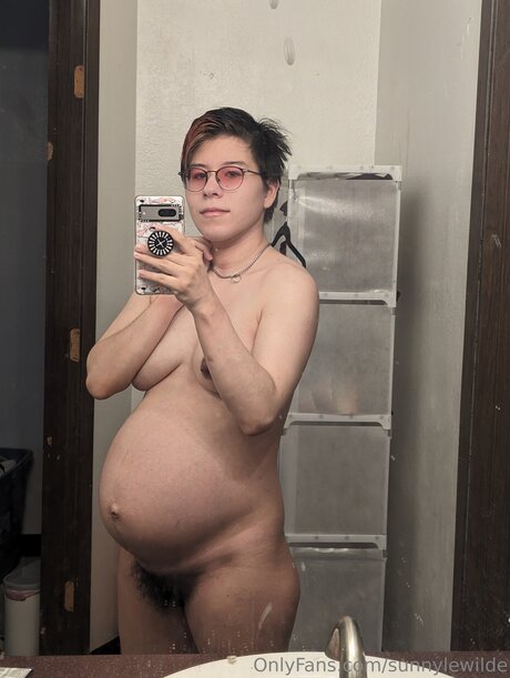 Sunnylewilde nudes star image