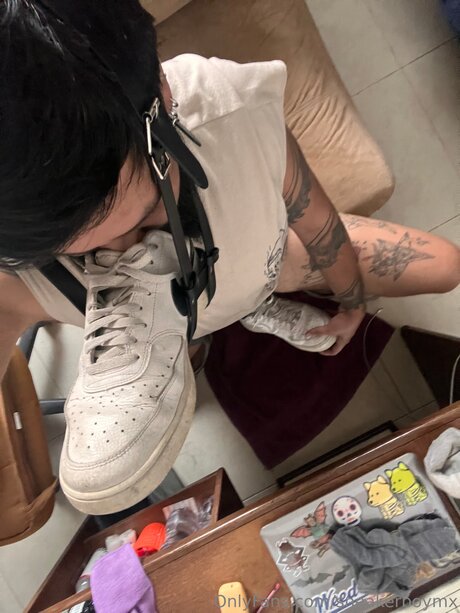 Sneakerboymx star nude photo