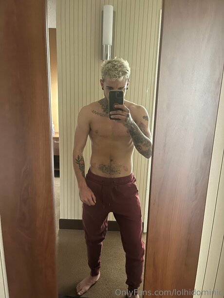 Ftmonlytrans naked star pic