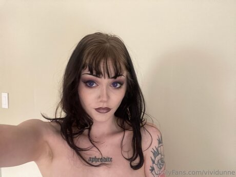 Vividunne model hd pics