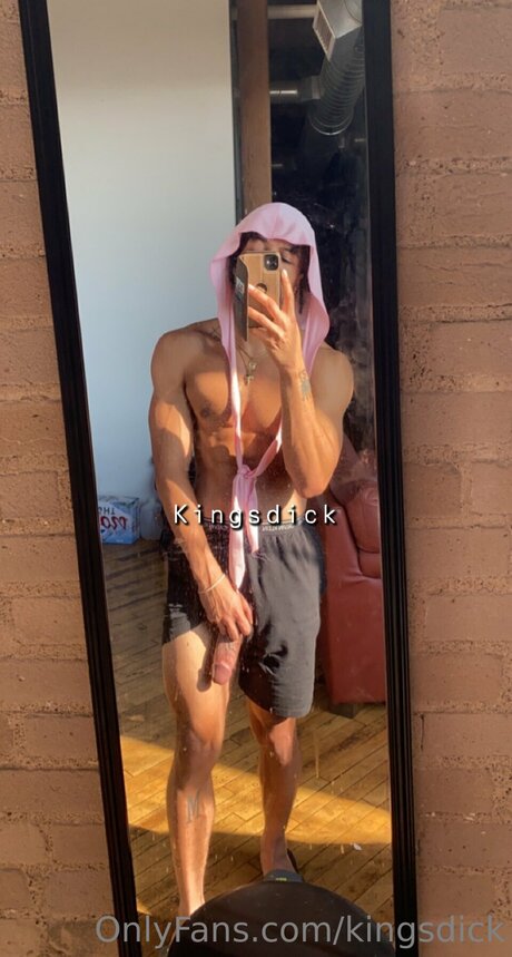 Kingsdick sexy model photo