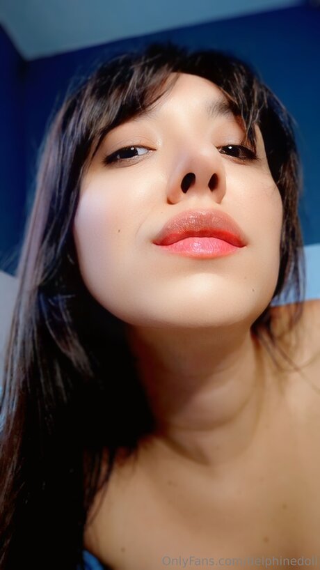 Delphinedoll erotic pornstar img