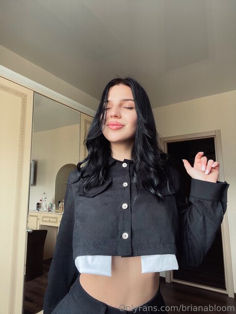 Brianabloom pretty pornstar pics