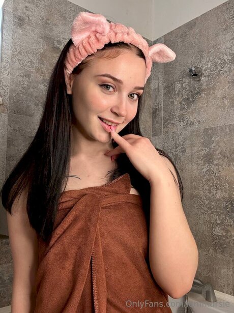 girlfriend onlyfans hot sexy photo