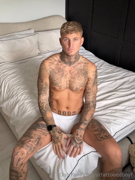 Urtattooedboyf best model photo
