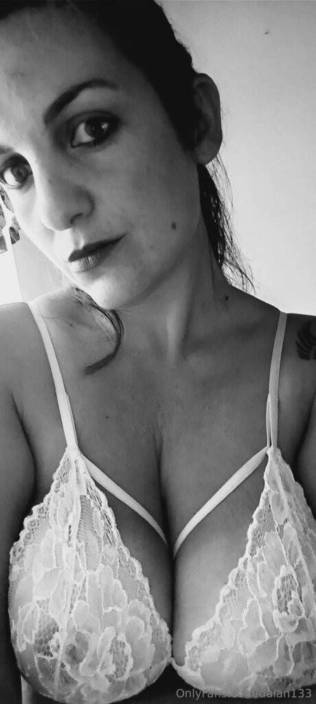 Goddesredmoon exclusive pornstar archive