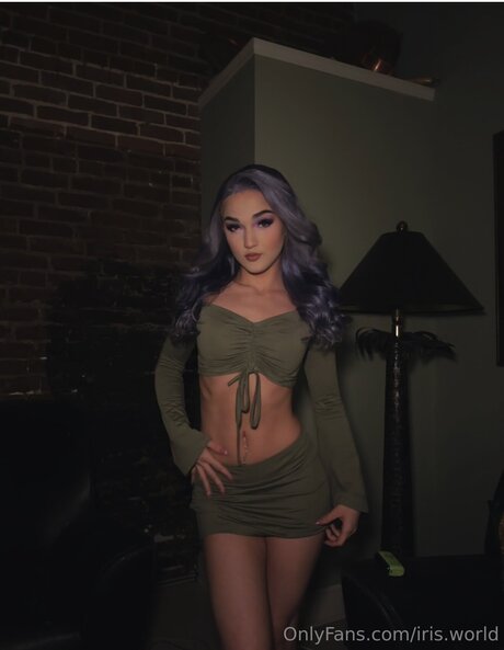 Iris World porn actress photo