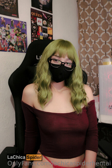 Lachicaspiderhentai high quality model photo