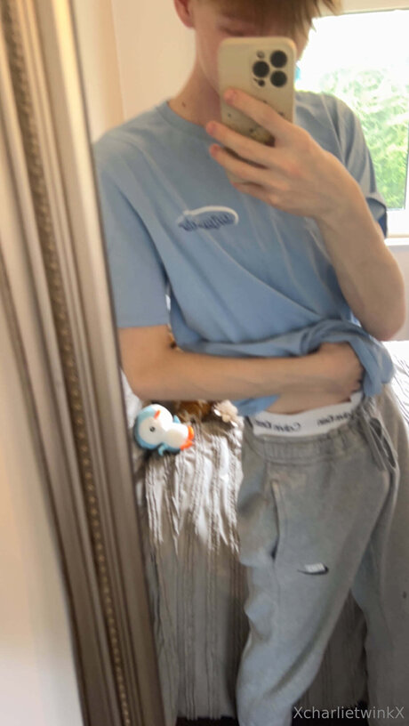 Xcharlietwinkx naked model picture