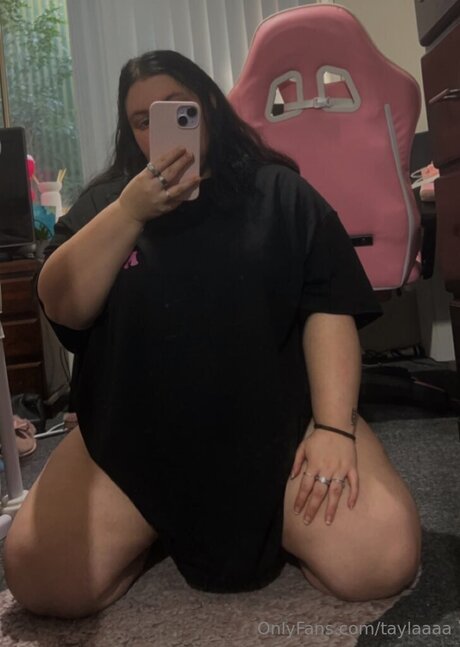 Taylaaaa pornstar art picture