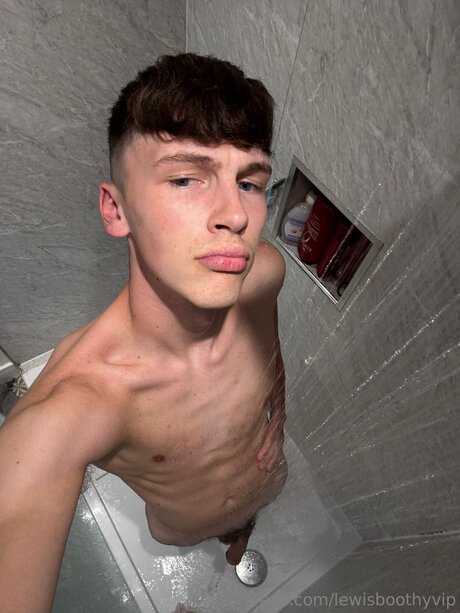 Lewisboothyvip nudes star gallery