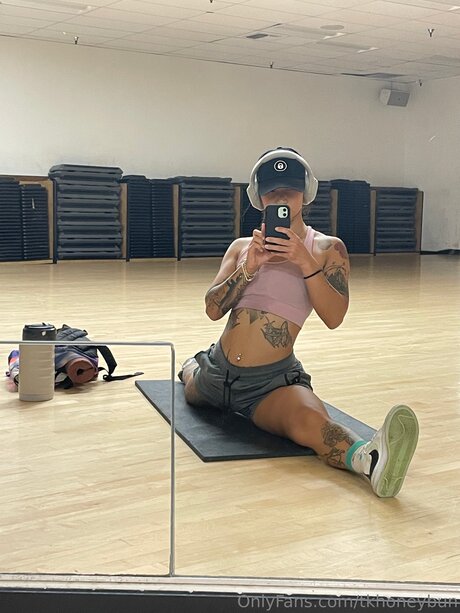 Tkhoneybun pornstar top img