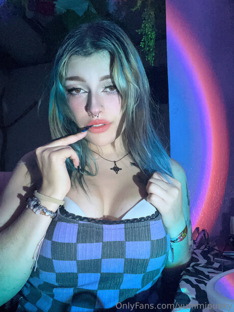 Yummipunky nude star pic
