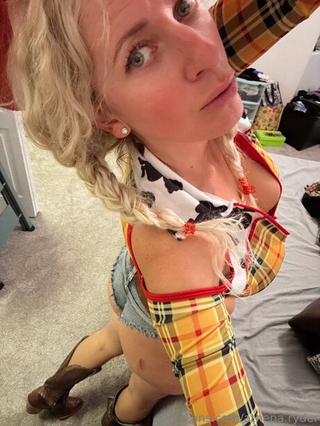 Theblondintheblue top profile image