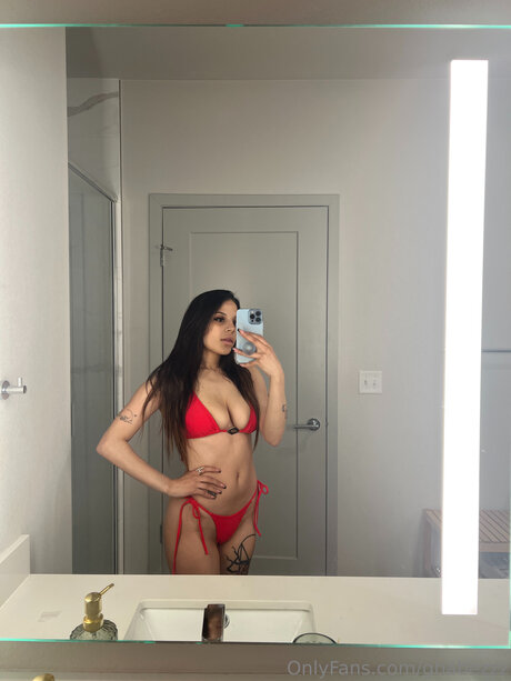 Unto Ld star nude pic
