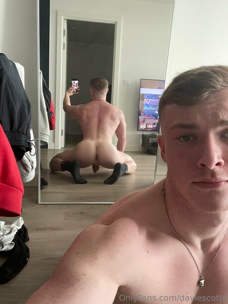 Fit Davie nude pornstar image