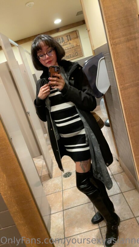 Yoursexyasiannextdoor pornstar high quality pic