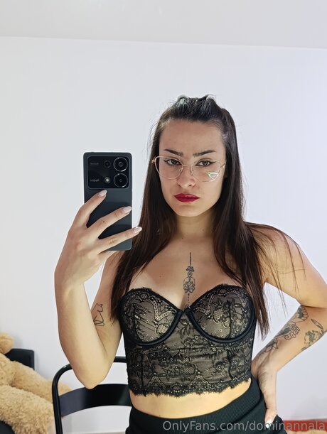 Dominannala model high quality img