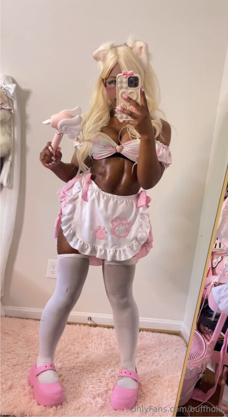 Buffholic nude star gallery