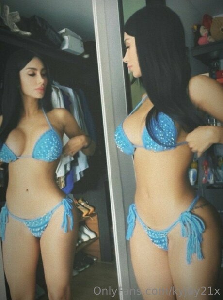 Kyjay21x art model gallery