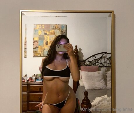 Iamgianna star archive