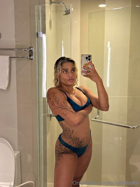 Salahoftv star xxx pics