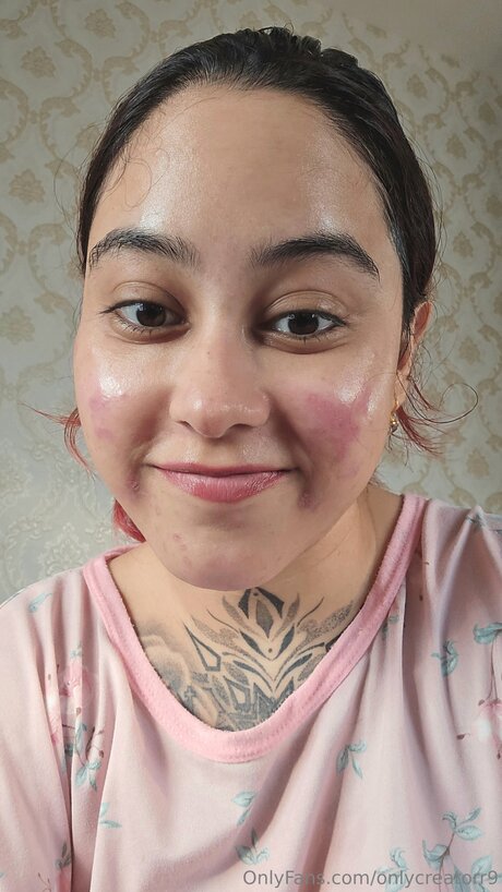 Onlycreatorr9 pretty actress img