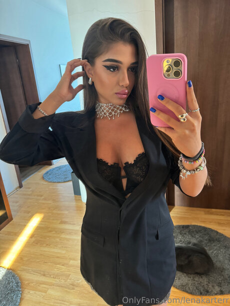Jenniferluxe nude pornstar images
