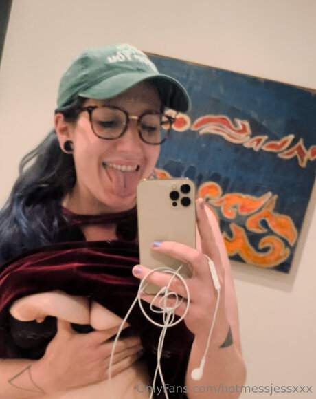 Hotmessjessxxx nudes pornstar pic