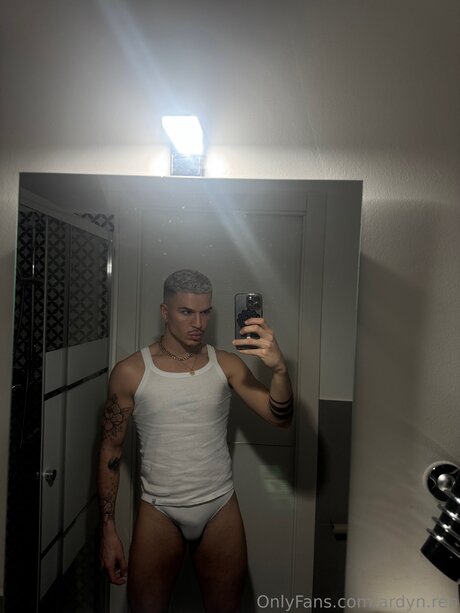 Ardyn Ren nude star picture