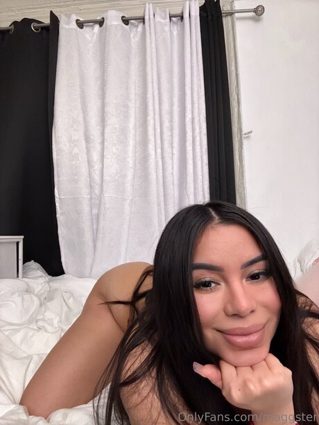 big tits blonde onlyfans erotic pictures