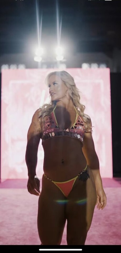 Dani Elle Speegle art actress image
